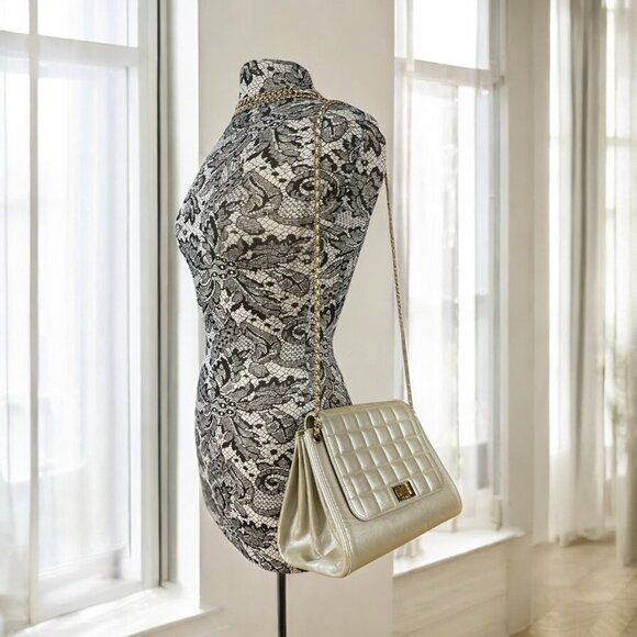 CHANEL Chocolate Bar Soft Gold Chain Bag Shoulder Crossbody 2 Way Metallic CC - Picture 4 of 16